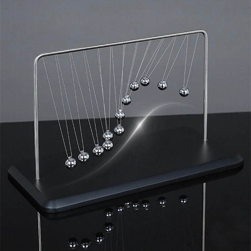 Pendule De Newton Anneaux : Une Décoration Scientifique Unique