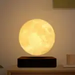 Lampe lune magnétique