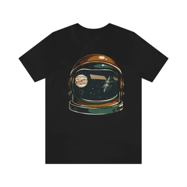 T-shirt noir avec casque d'astronaute et vue de l'espace.