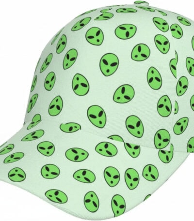 Casquette blanche à motifs d'aliens verts, design original et amusant, idéale pour les amateurs de science-fiction et de style décalé. Parfaite pour un look unique et tendance.