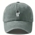 Casquette en coton avec motif d'astronaute mignon, idéale pour les amateurs de science et d'exploration spatiale. Parfaite pour un style décontracté et original.