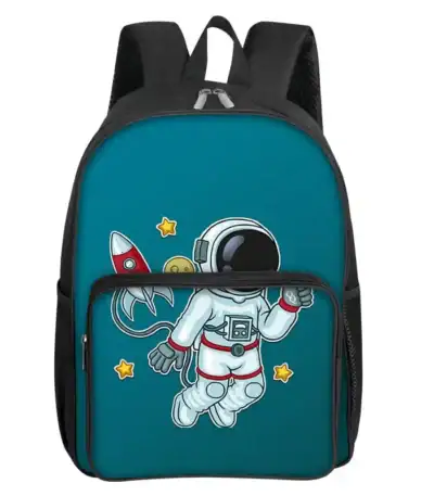 Sac à dos enfant avec motif astronaute, fusée et étoiles, parfait pour les jeunes passionnés d'espace et de sciences. Design ludique et coloré, idéal pour l'école ou les activités extrascolair.
