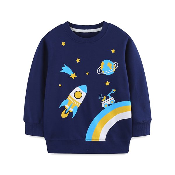 Vêtement pour enfant avec motif spatial, fusée, planète et arc-en-ciel. Idéal pour les petits passionnés d'astronomie et d'exploration spatiale.